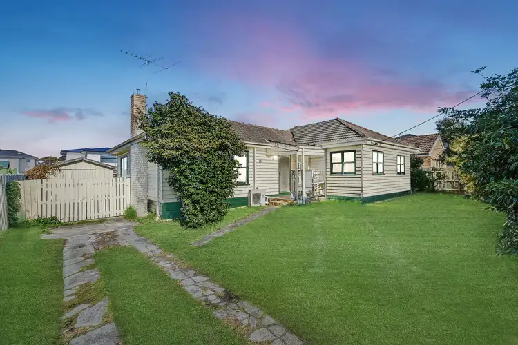 18 Lanham Street, Oakleigh East VIC 3166