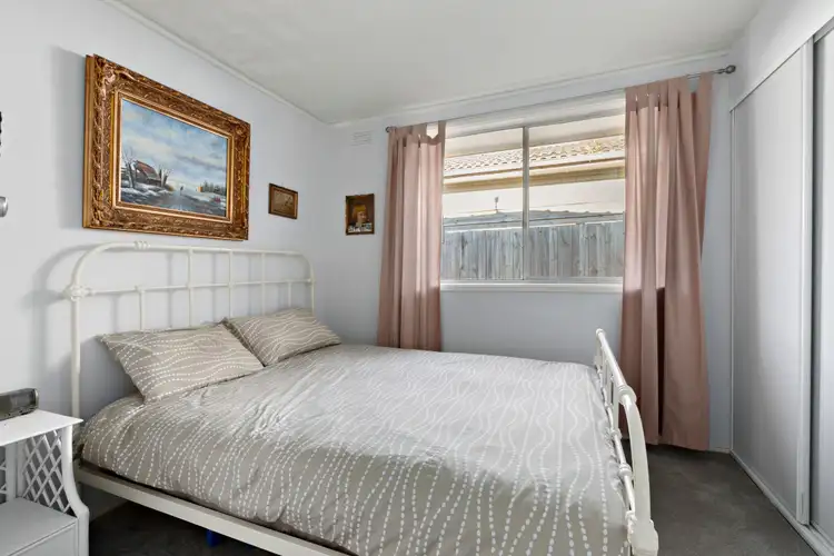 Fifth view of Homely house listing, 4 Madeira Court, Frankston VIC 3199