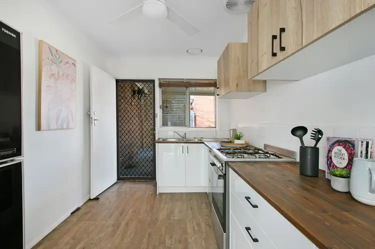Fifth view of Homely unit listing, 4/9-11 Wild Street, Reservoir VIC 3073