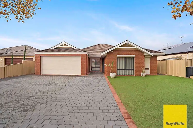 67 Towncentre Drive, Thornlie WA 6108