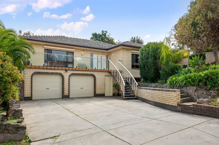 18 Greenbank Drive, Windsor Gardens SA 5087