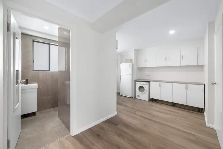 Seventh view of Homely house listing, 6 Peerless Close, Ingleburn NSW 2565