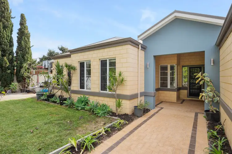 30 Archibald Street, Willagee WA 6156