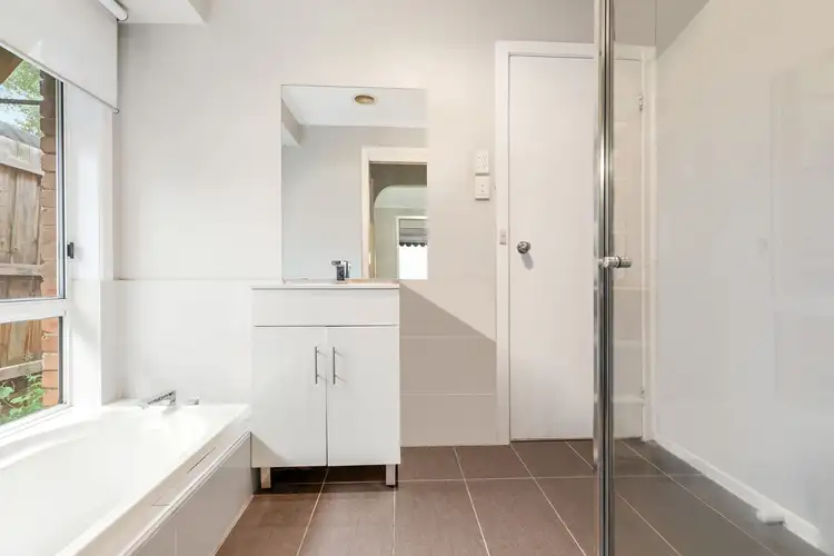 Sixth view of Homely house listing, 3 Protea Court, Hoppers Crossing VIC 3029