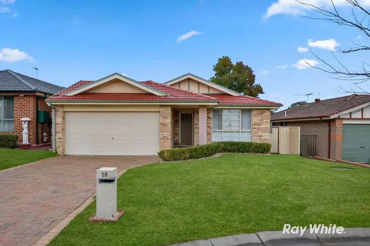 18 Bangalow Place, Stanhope Gardens NSW 2768
