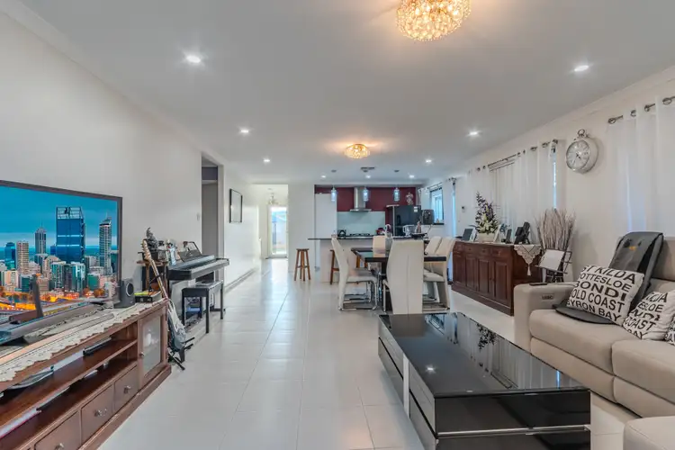 Sixth view of Homely house listing, 7 KERNOT Loop, Maddington WA 6109
