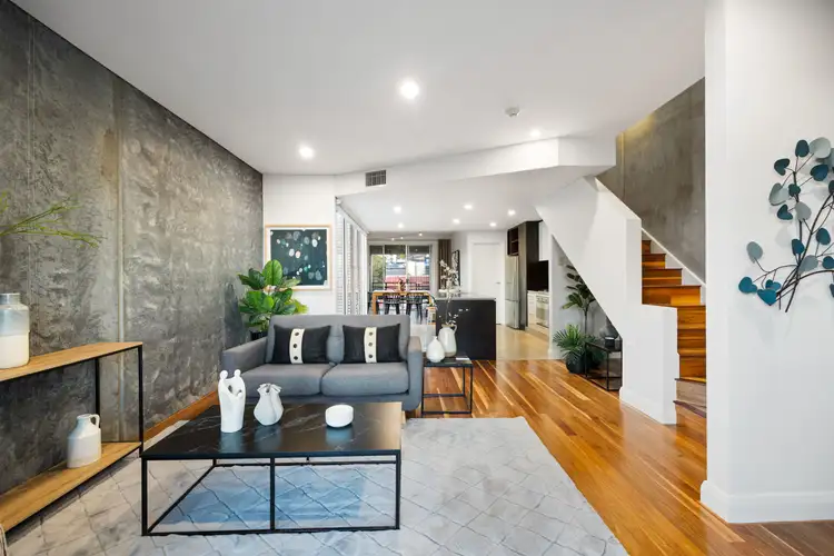 8/21 Russell Street, Adelaide SA 5000