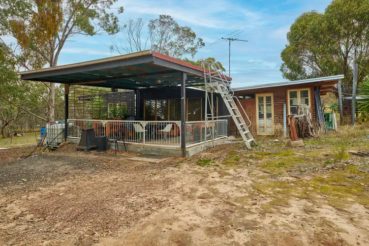 34 Dealba Road, Heathcote VIC 3523