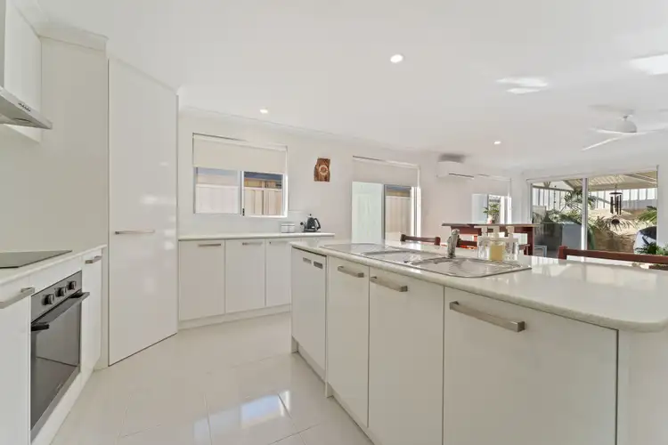 Seventh view of Homely house listing, 8 Hocking Bend, Baldivis WA 6171
