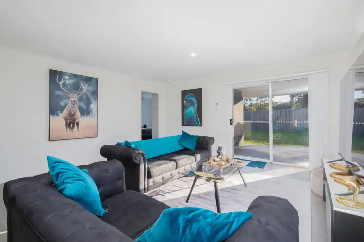 Fifth view of Homely house listing, 25 Sunset Drive, Thornton NSW 2322