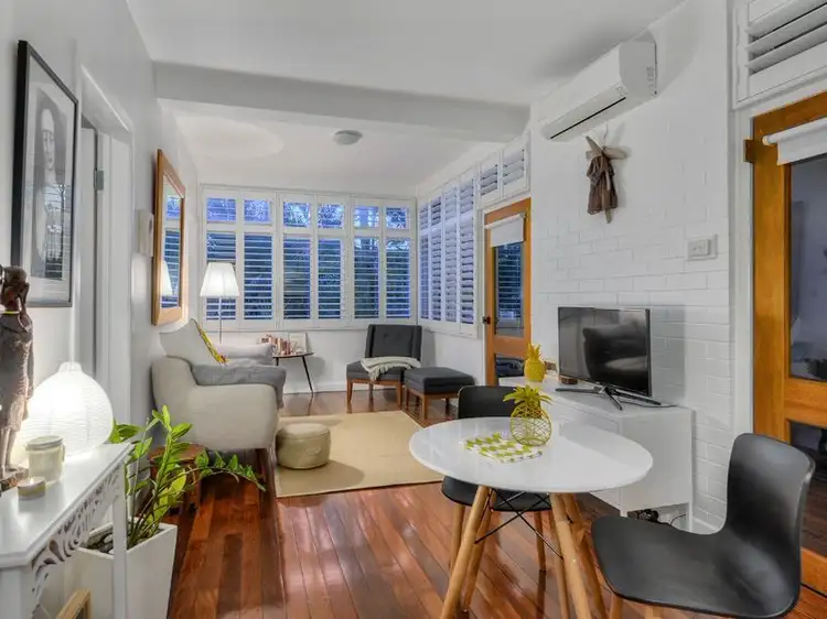 Main view of Homely unit listing, 2/52 Mark Street, New Farm QLD 4005