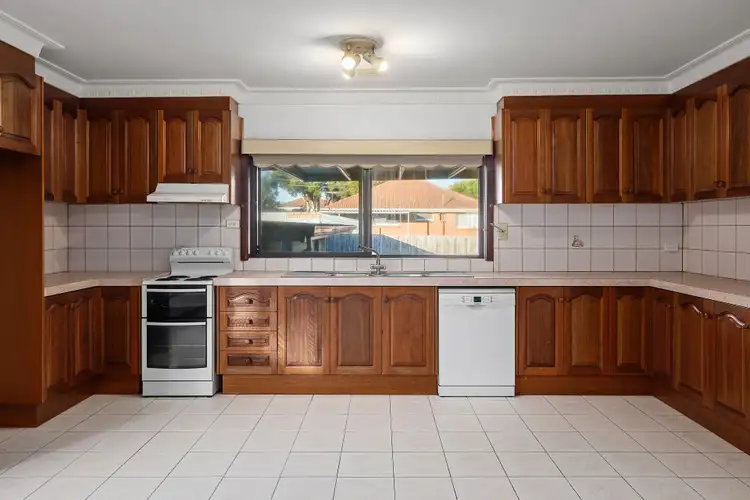 Fifth view of Homely house listing, 224 Dalton Road, Lalor VIC 3075