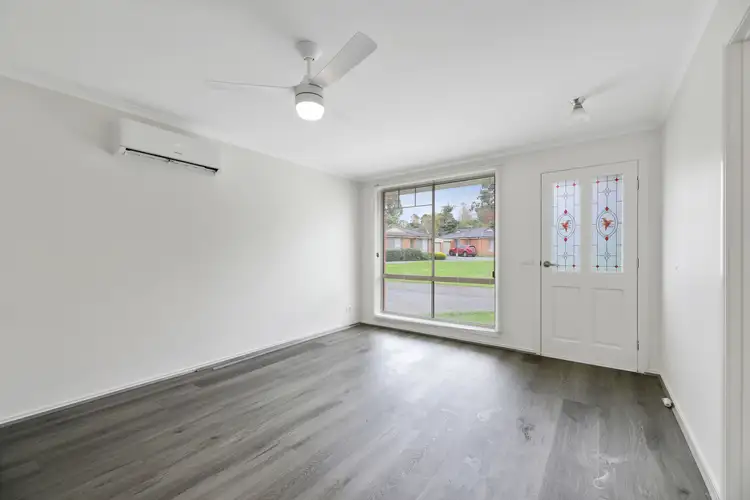 Second view of Homely unit listing, 2/3 Gumleaf Place, Drouin VIC 3818