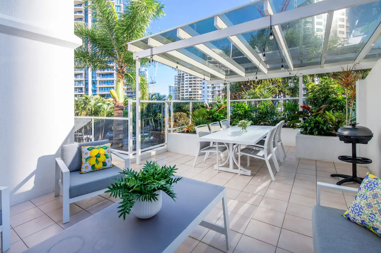 Main view of Homely apartment listing, 6/1 Hughes Avenue, Main Beach QLD 4217