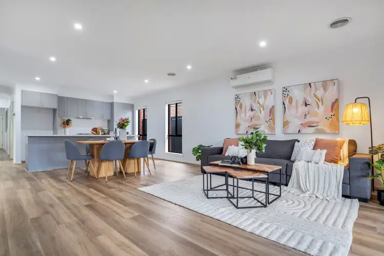 Sixth view of Homely house listing, 5 Accolade Drive, Craigieburn VIC 3064