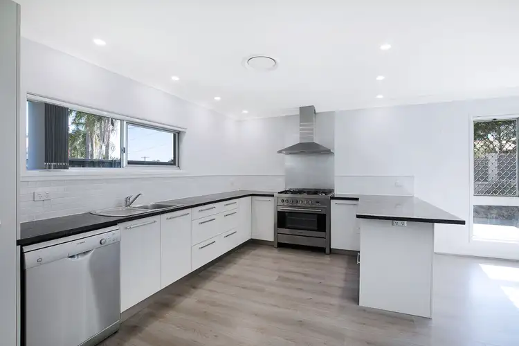 Fifth view of Homely house listing, 7 Lynton Court, Alexandra Hills QLD 4161