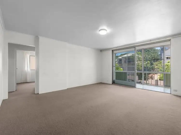Third view of Homely unit listing, 5/9 Rossiter Parade, Hamilton QLD 4007