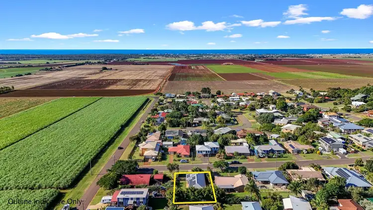 Second view of Homely house listing, 18 Panorama Drive, Qunaba QLD 4670