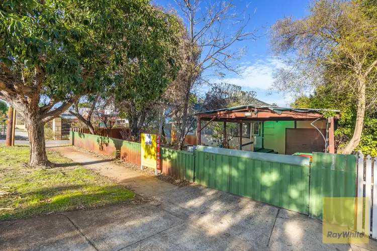 31 Lawrence Street
