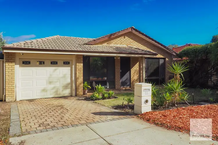 11 Yanderra Court, Stratton WA 6056