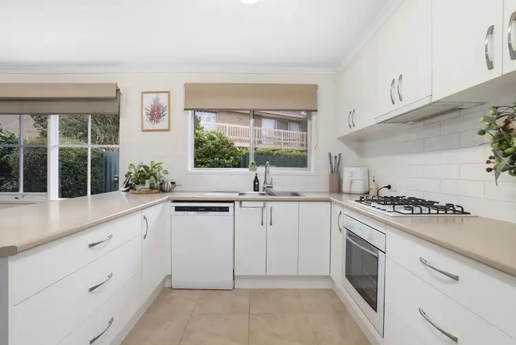 Fifth view of Homely house listing, 5 Greystoke Court, Berwick VIC 3806