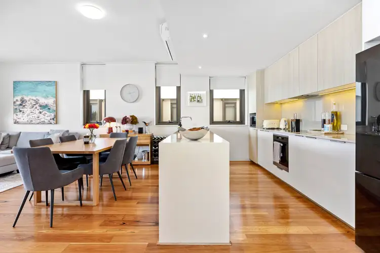 19/1 Freshwater Parade, Claremont WA 6010