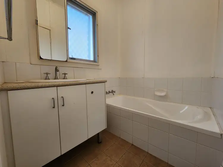 Fifth view of Homely semi-detached listing, 13A Morgan Way, Carnarvon WA 6701