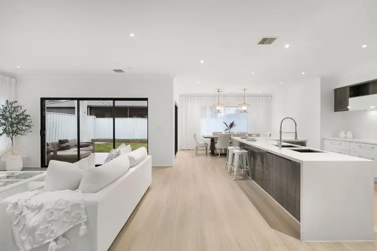 Sixth view of Homely house listing, 3 Taormina Street, Greenvale VIC 3059
