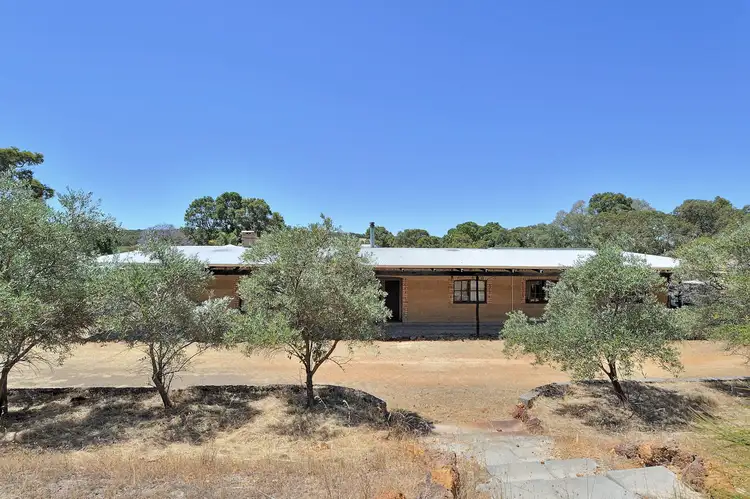 355 Hart Drive, Chittering WA 6084