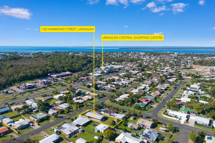 128 Hammond Street, Urangan QLD 4655