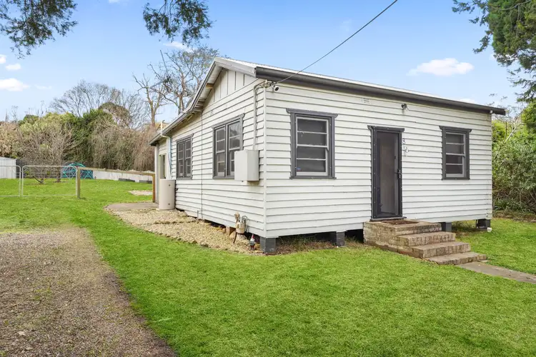 8 Cook Street, Mittagong NSW 2575