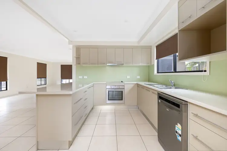 Sixth view of Homely townhouse listing, 14/66-68 Moody Street, Emerald QLD 4720