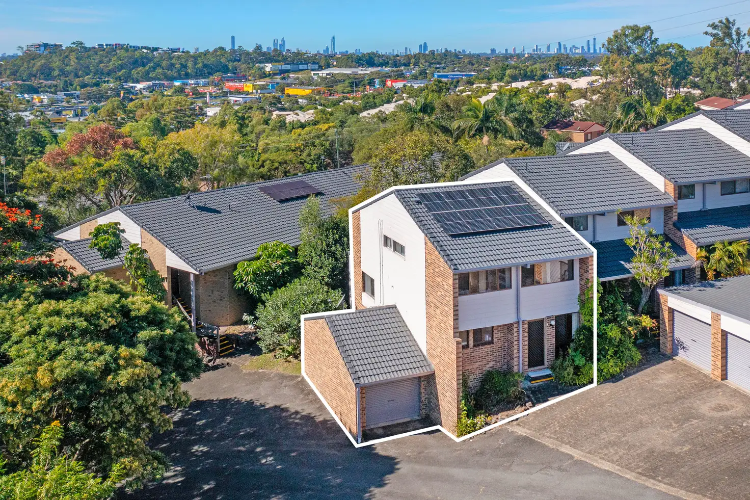 Main view of Homely house listing, 9/11 Balfour Crescent, Highland Park QLD 4211