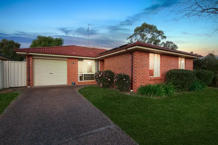 15 Muscat Grove, Glenwood NSW 2768