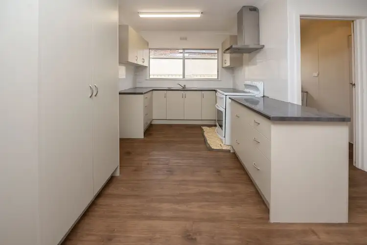Fifth view of Homely house listing, 28 Holloway Grove, Swan Hill VIC 3585