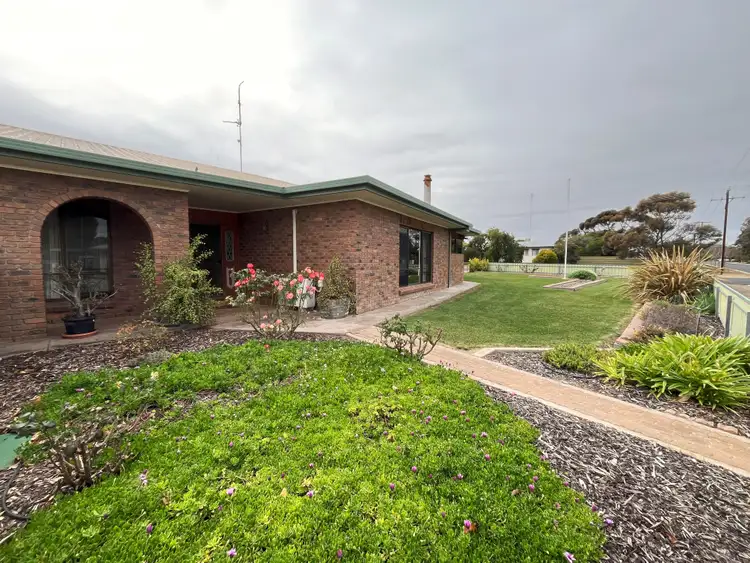 Second view of Homely house listing, 17 Glyde Street, Bordertown SA 5268