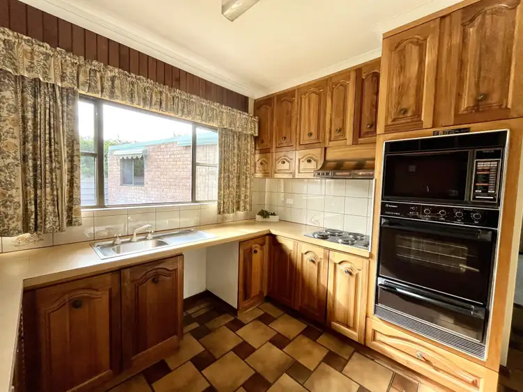 Fourth view of Homely house listing, 17 Glyde Street, Bordertown SA 5268