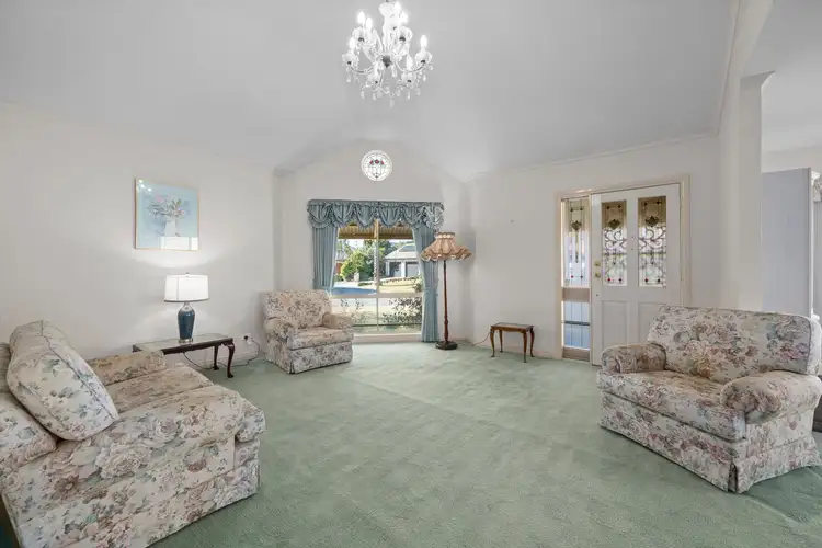 Sixth view of Homely house listing, 15 Grubissa Court, Benalla VIC 3672