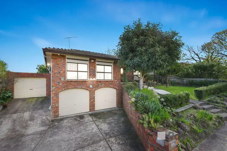 2 Outlook Drive, Dandenong North VIC 3175