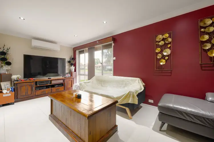 Fifth view of Homely house listing, 3 Fortinbras Close, Rosemeadow NSW 2560