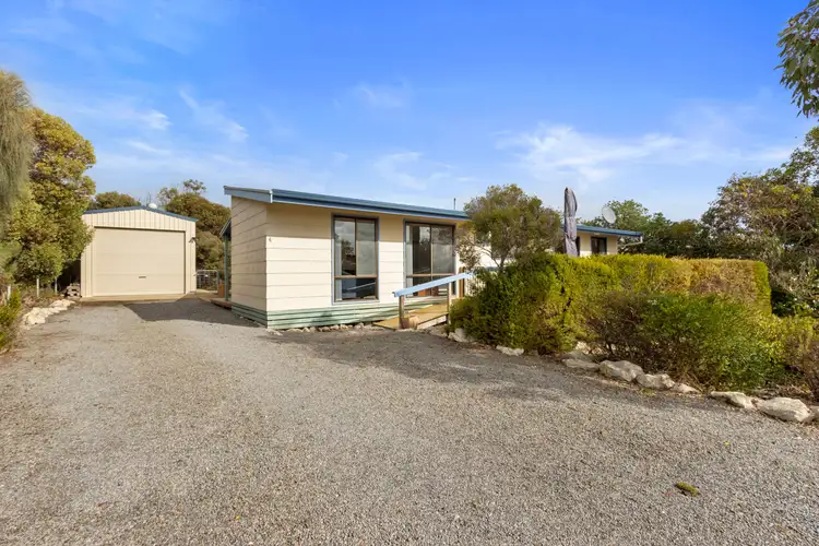 Second view of Homely house listing, 4 Waratah Avenue, Marion Bay SA 5575