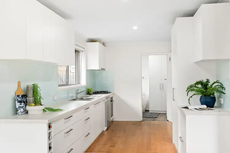 Second view of Homely house listing, 3 Padua Court, Gladstone Park VIC 3043