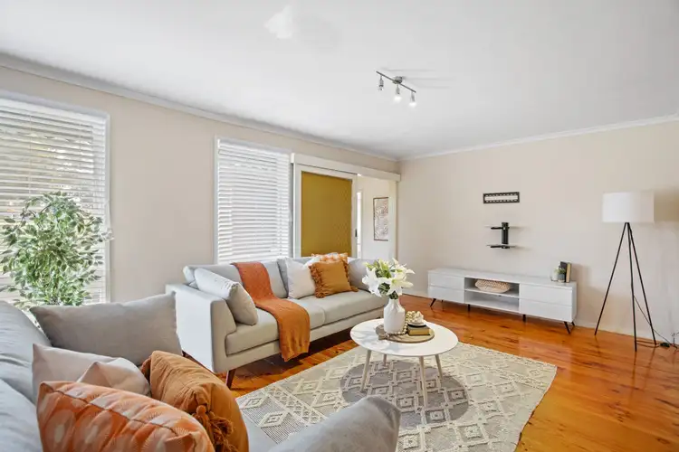 Second view of Homely house listing, 5 Sunrise Place, Wyndham Vale VIC 3024