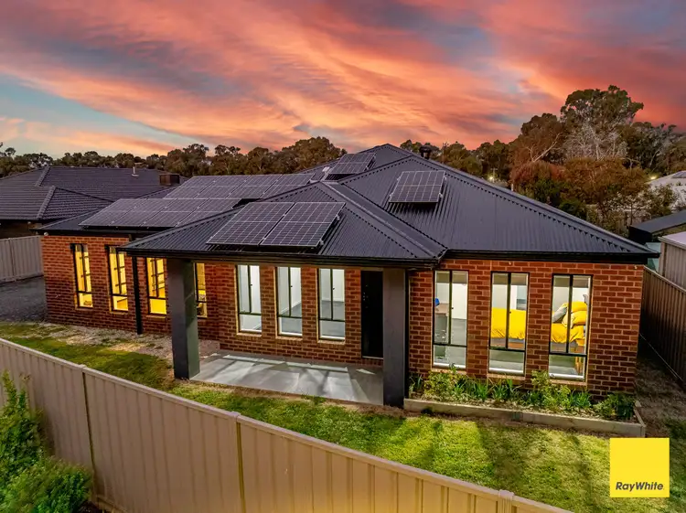 10 Limousin Court, Ascot VIC 3551