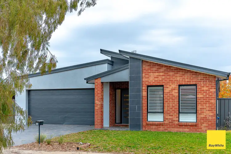 12 Carlin Way, Marong VIC 3515