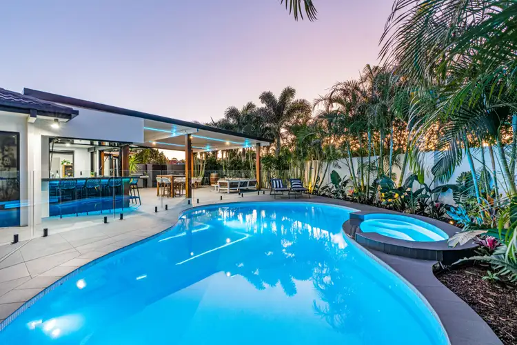 132 Dunlin Drive, Burleigh Waters QLD 4220