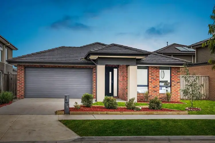 Second view of Homely house listing, 5 Course Street, Mambourin VIC 3024