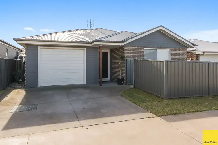 75 Sophia Road