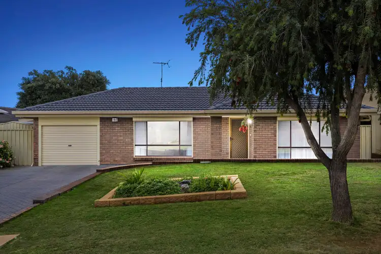 30 Gladman Close, Hillbank SA 5112