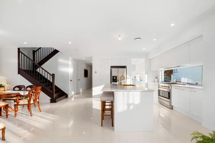 Third view of Homely house listing, 8 Queensway Street, Upper Mount Gravatt QLD 4122
